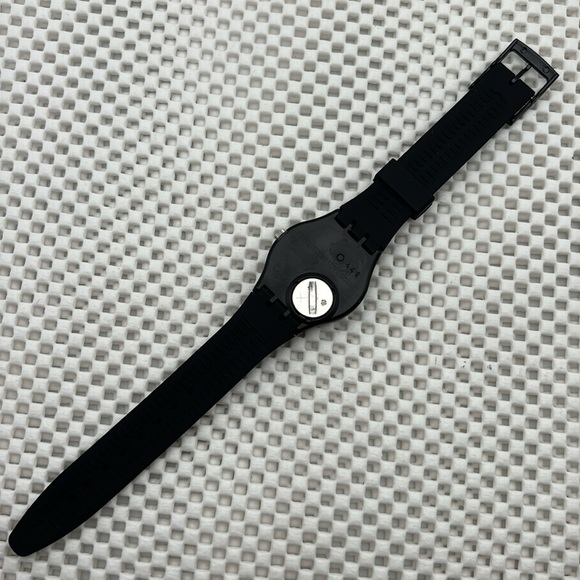 Swatch Watch - GB225 - PHONING HOME - Picture 6 of 9